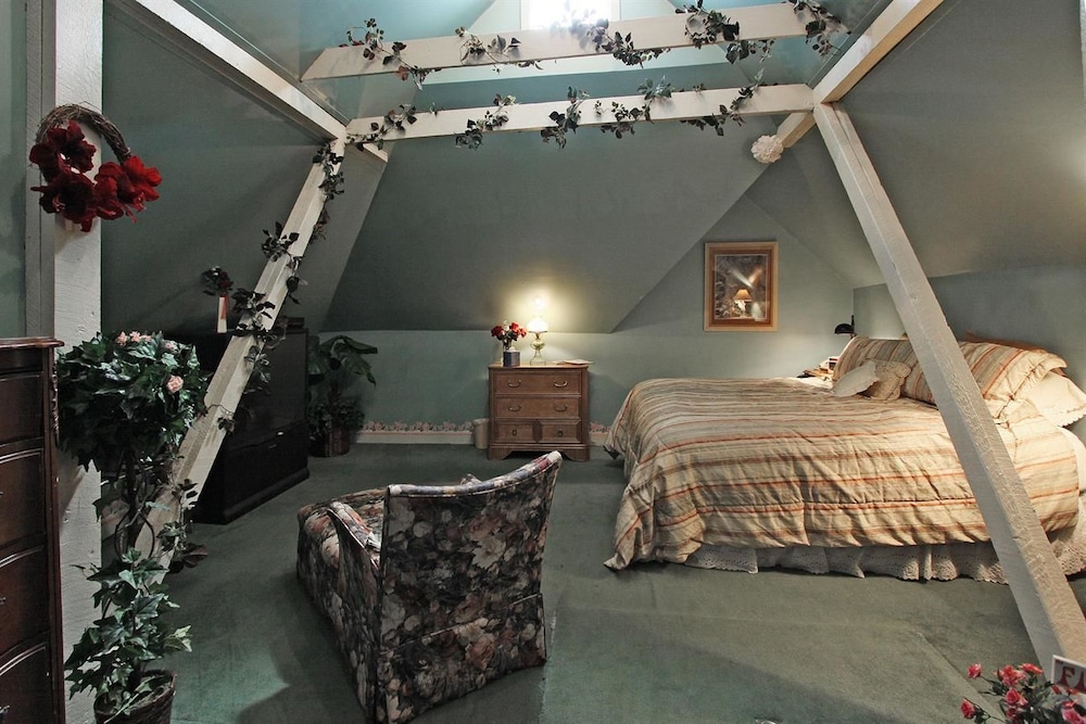 Old Northside Bed & Breakfast - photo 11
