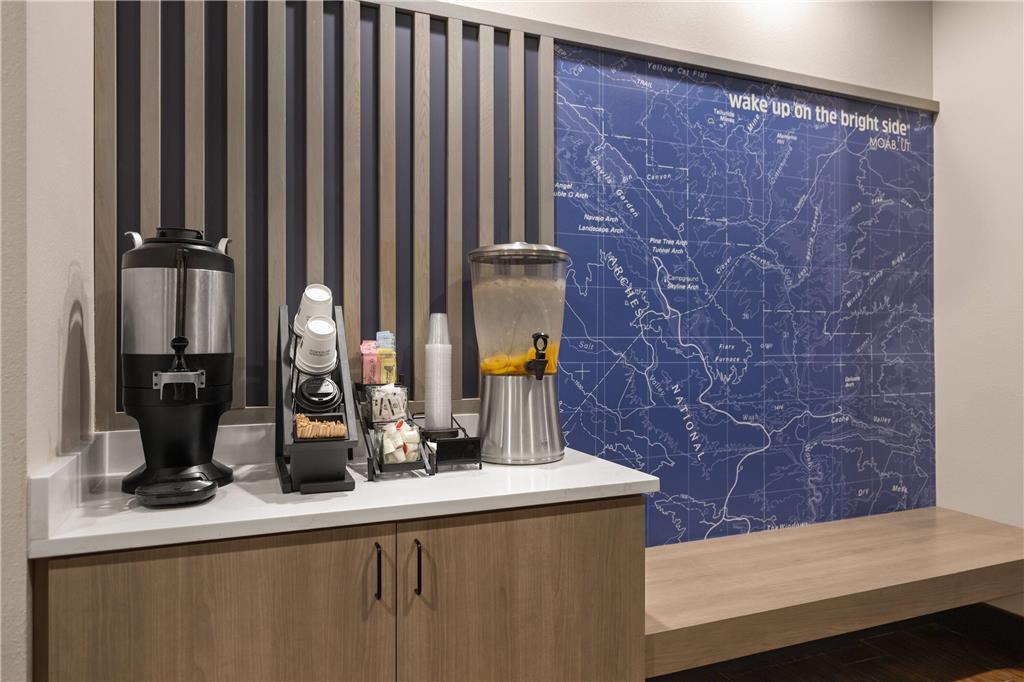 La Quinta Inn & Suites by Wyndham Moab - photo 54