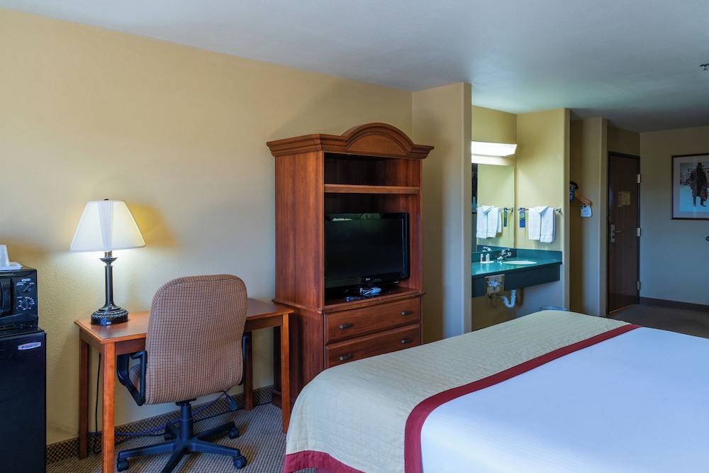 Baymont by Wyndham Pinedale - photo 31