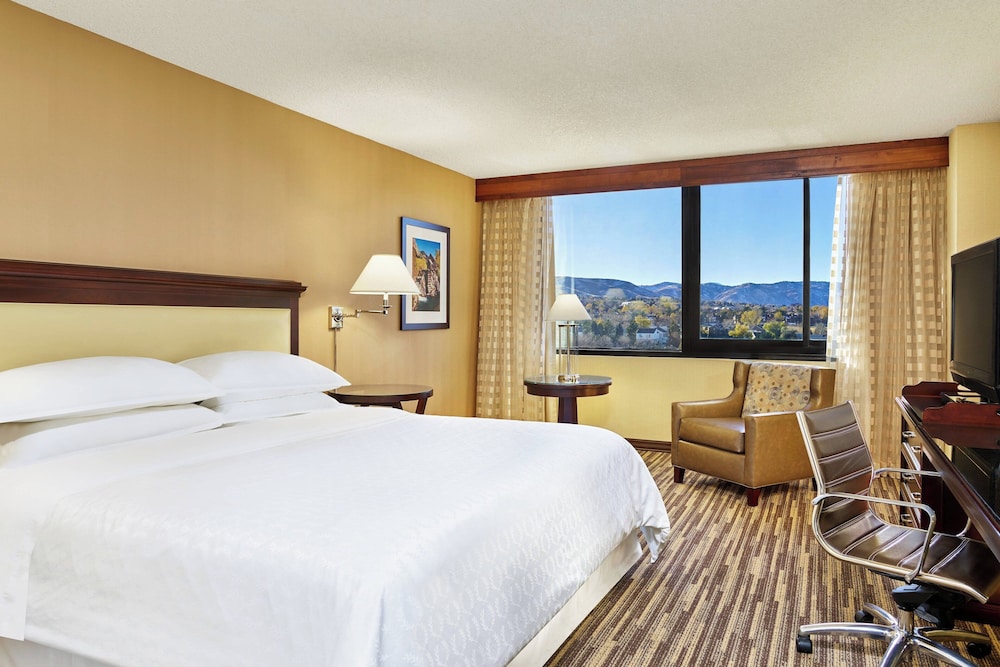 Sheraton Denver West Hotel - photo 6