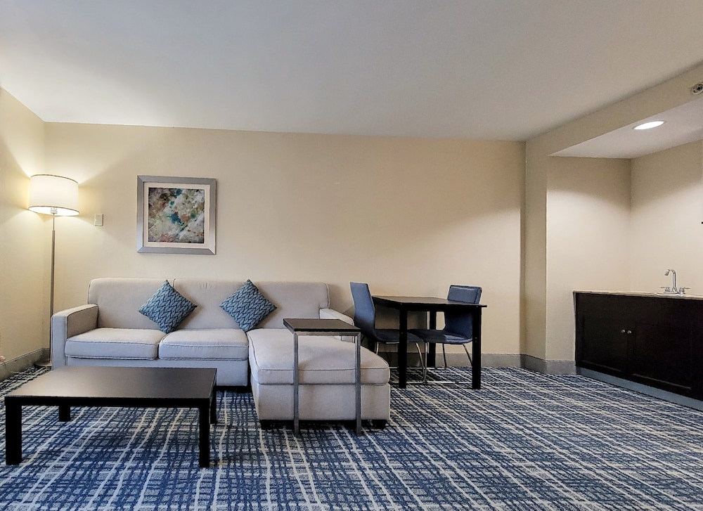Holiday Inn Belcamp Aberdeen Area by IHG - photo 16