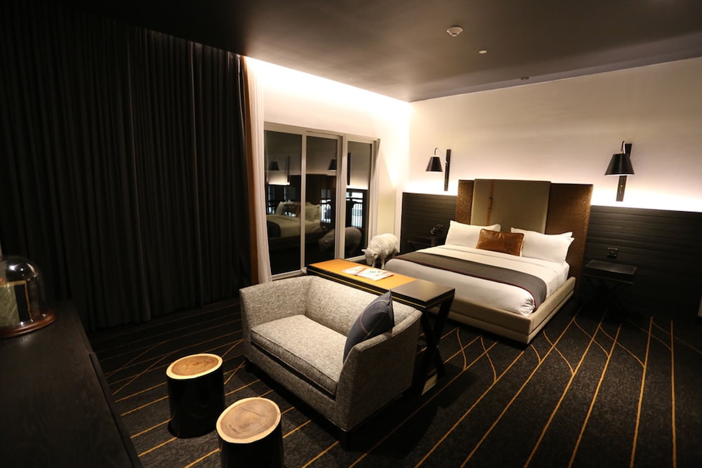 The George by Valencia Hotel Collection - photo 13
