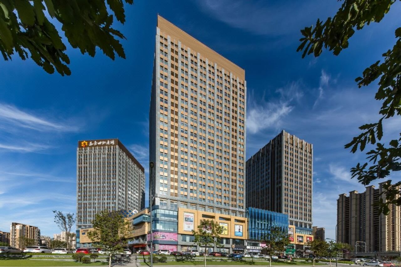 Rezen Dong Hotel — 4-Star Luxury Hotel in Changchun, People's Republic of China