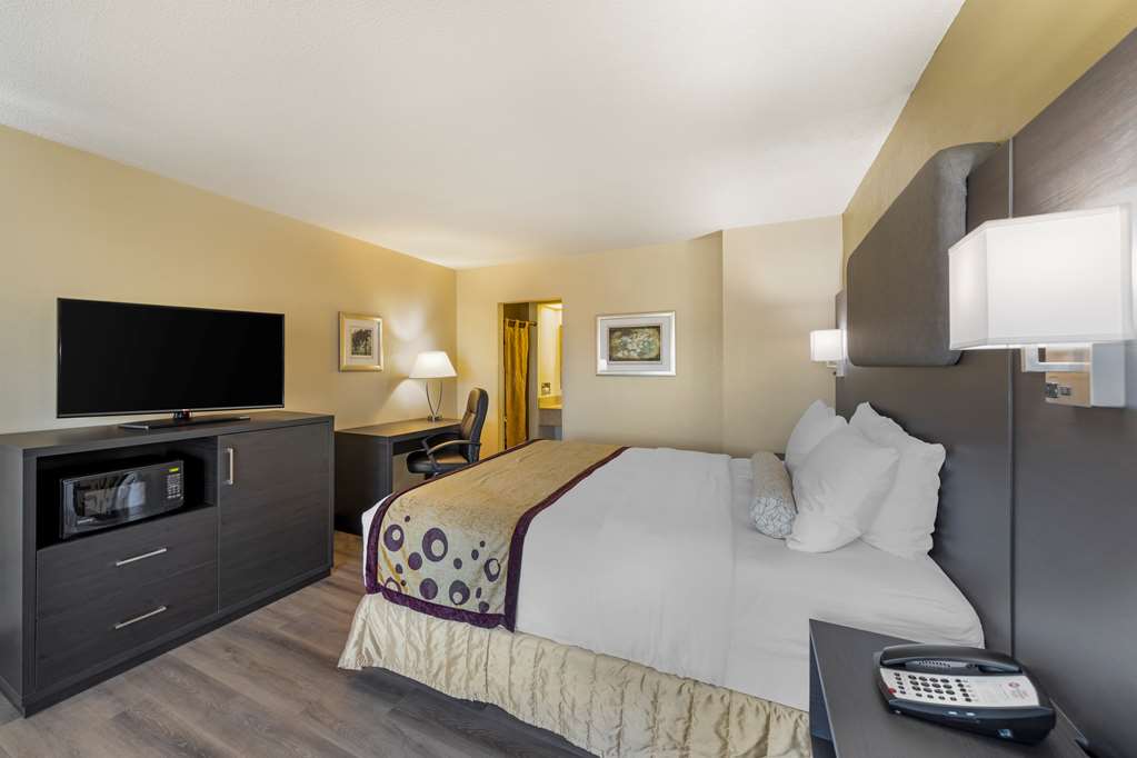 Best Western Plus Madison Huntsville Hotel - photo 18