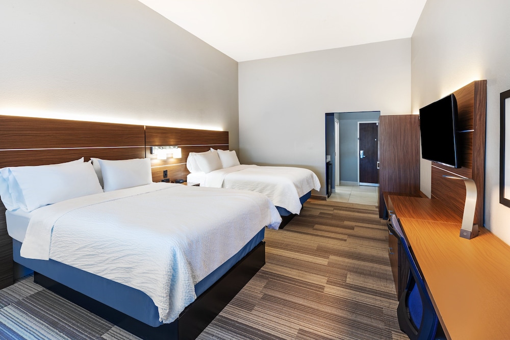 Holiday Inn Express And Suites Dalhart - photo 6