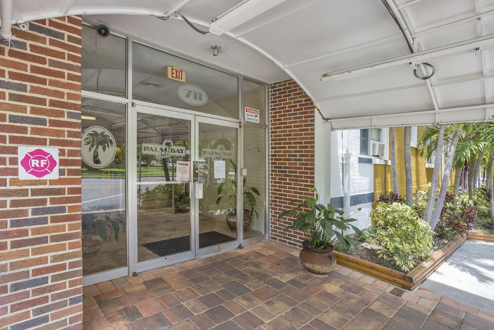 Palm Grove Inn - photo 18