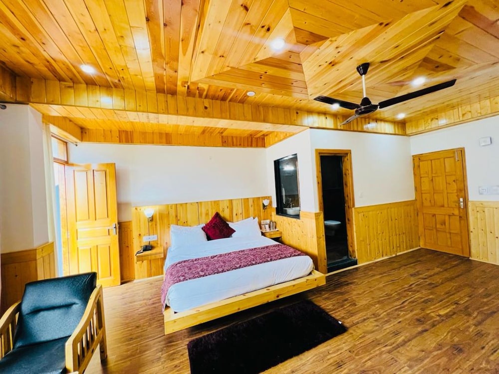 Goroomgo Sakura Palace Manali — Manali — photo 3