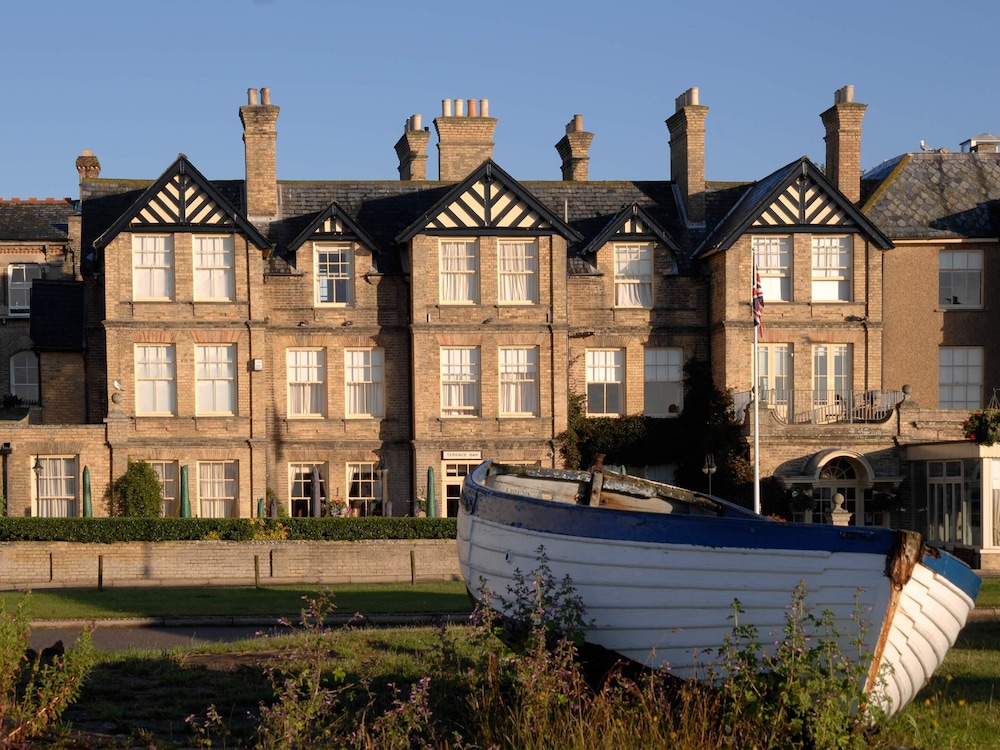 Wentworth Hotel - carbon neutral hotel in Aldeburgh