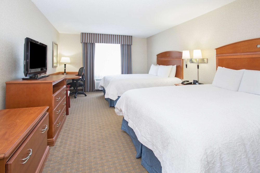Hampton Inn Santa Rosa - photo 7