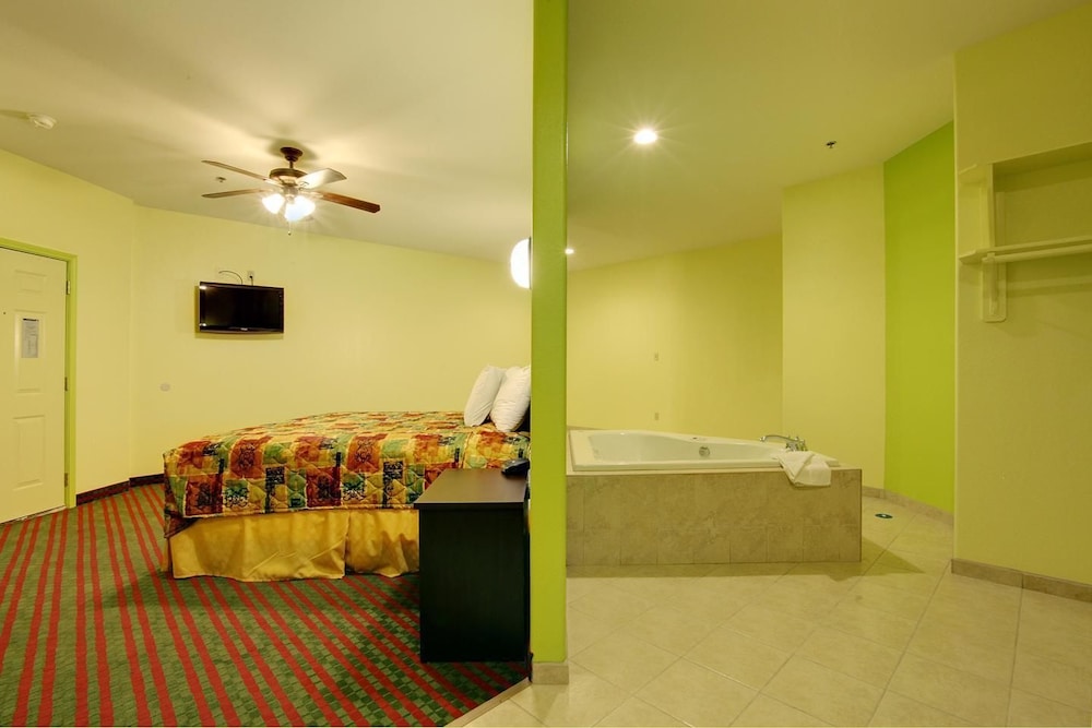 Guest Inn San Benito Harlingen - photo 8