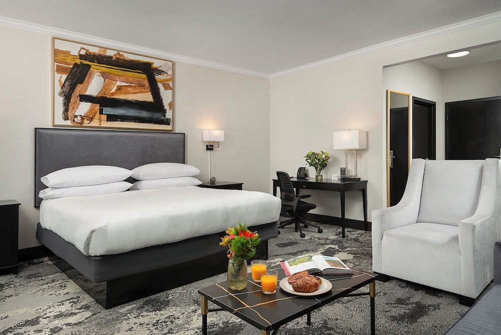 Champions Club and Hotel Houston Westchase - photo 23