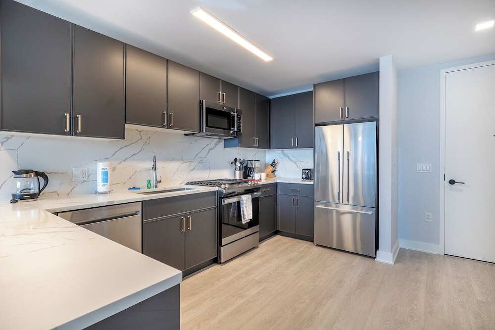 3Thirty3 — 4-Star Luxury Hotel in New Rochelle, United States