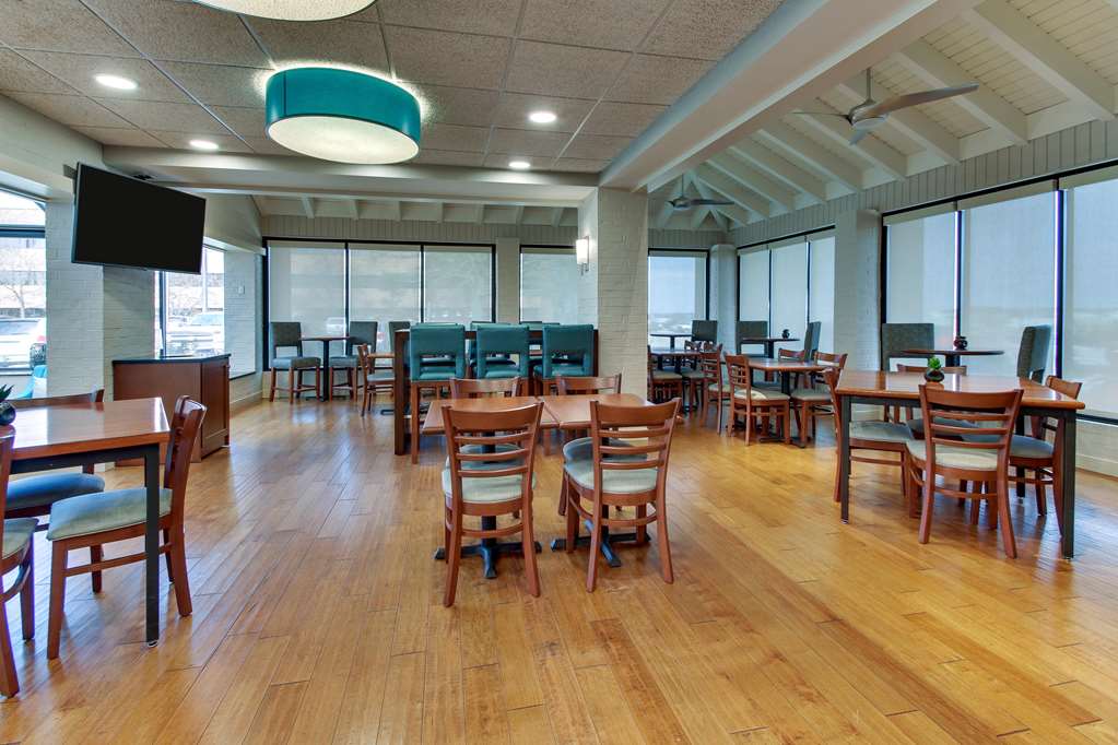 Pear Tree Inn St. Louis Airport - photo 7