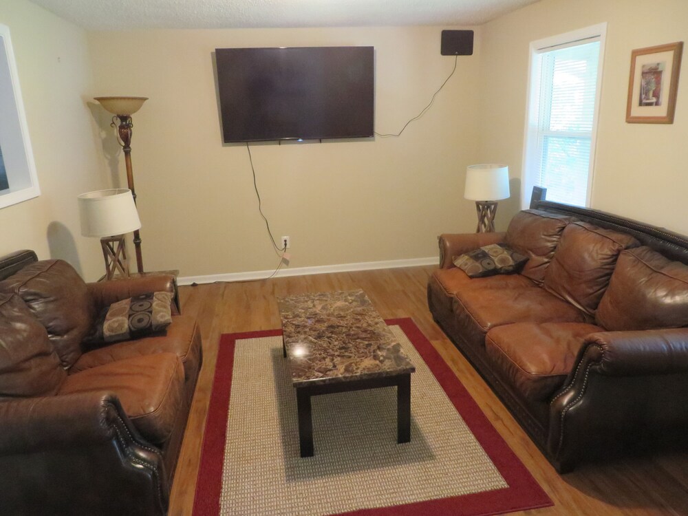 The King Suites - photo 37