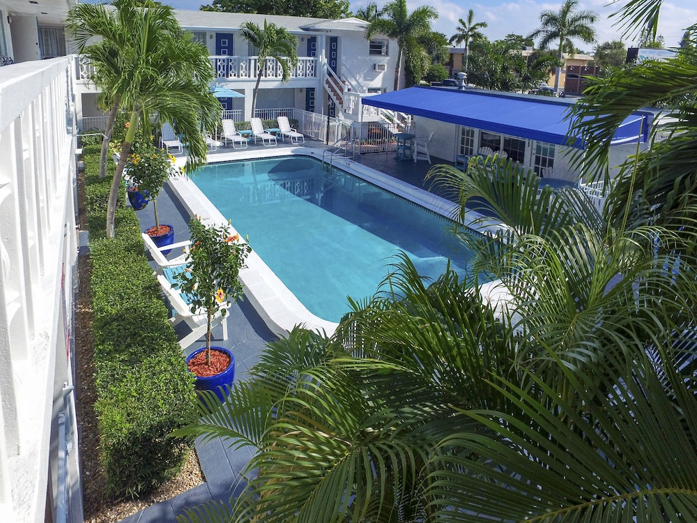 May Dee Suites - photo 51