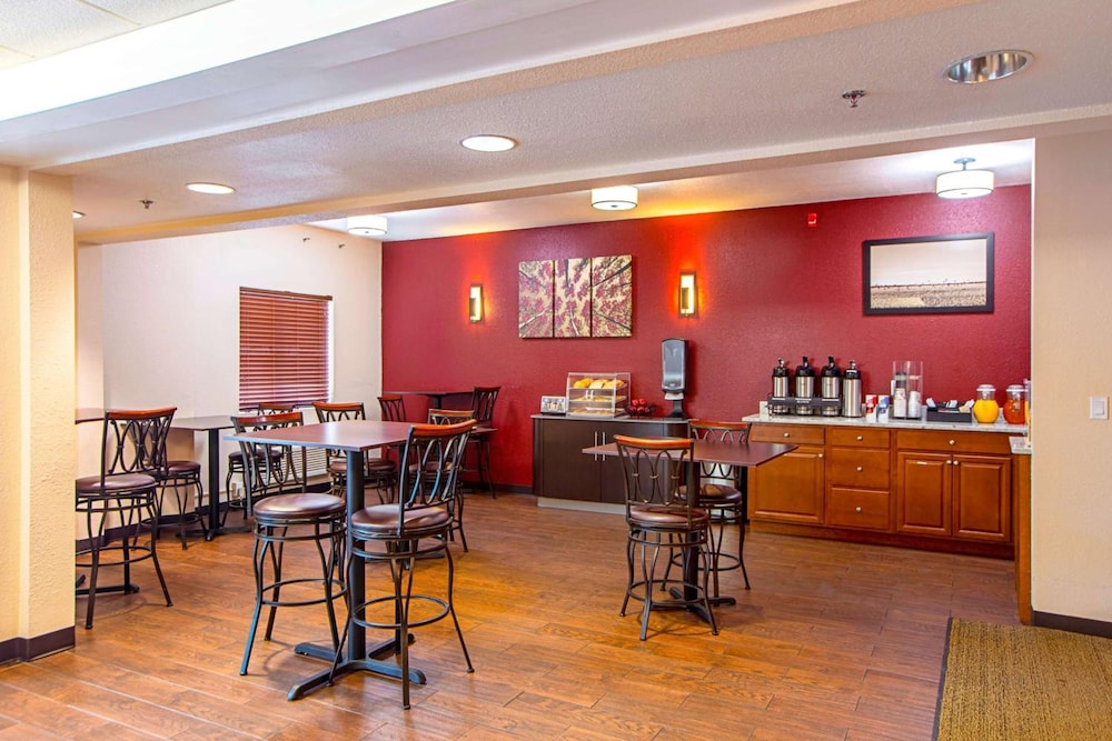 Seasons Inn Traverse City - photo 23