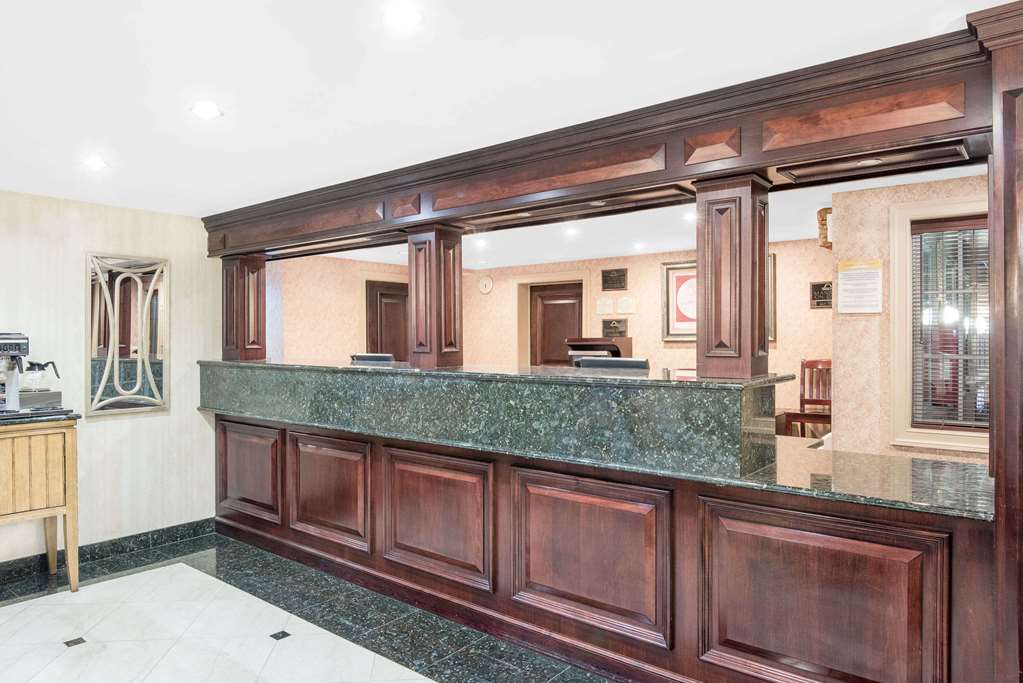 Days Inn by Wyndham Springfield Phil.Intl Airport - photo 2