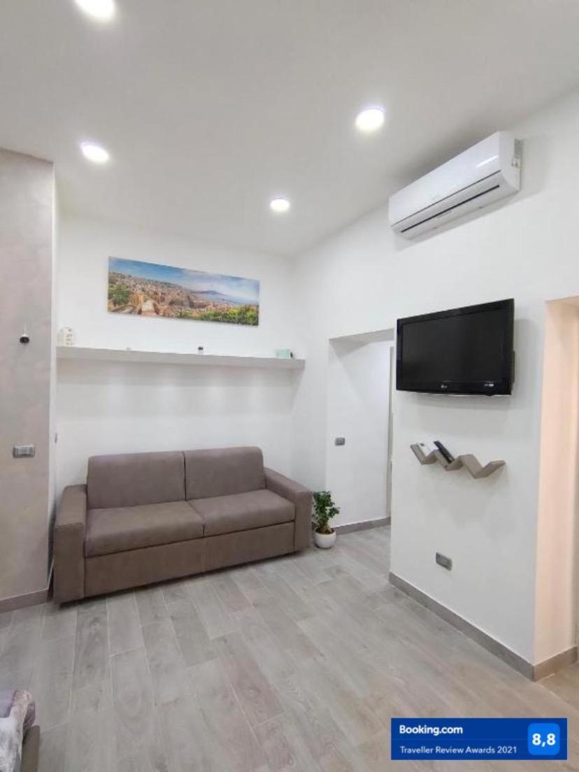 Domus Bianchi in Naples, Italy