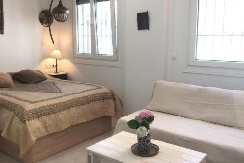 Estudio Moderno Coqueto Centrico Y Muy Funcional — Tarifa