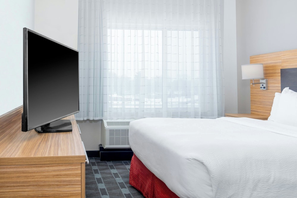 TownePlace Suites by Marriott Detroit Allen Park - photo 20
