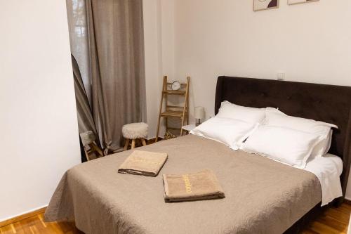 Sympatico Central Apartment in Athens — 4-Star Luxury Hotel in Athens, Greece