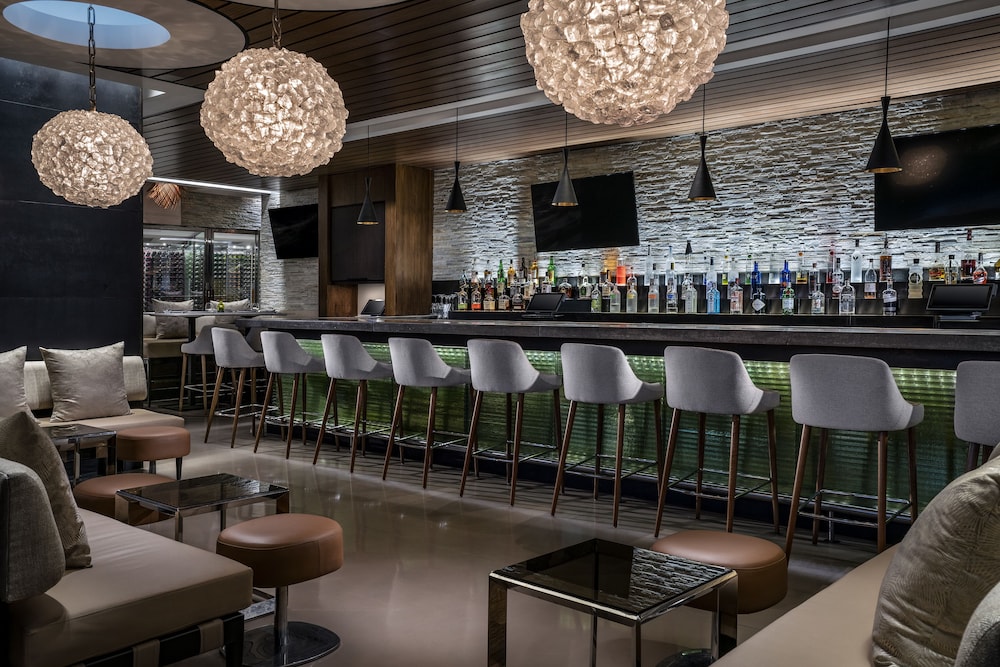 Palms Place Hotel and Spa - photo 18