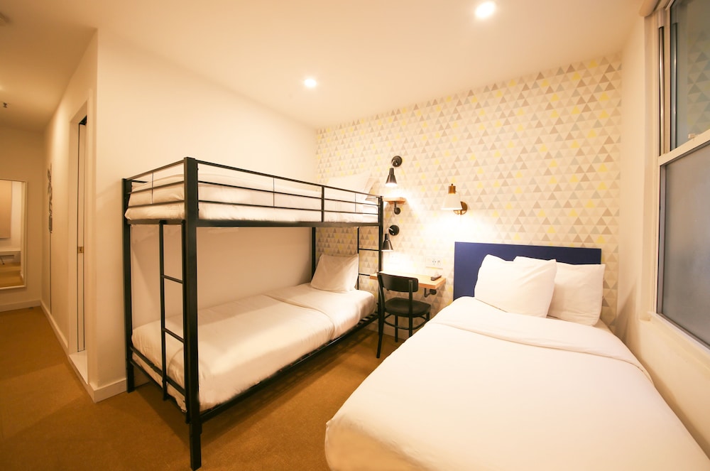 Doxie Hotel - photo 4