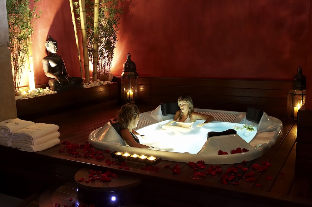 Hotel Sant Roc - carbon neutral hotel in Solsona
