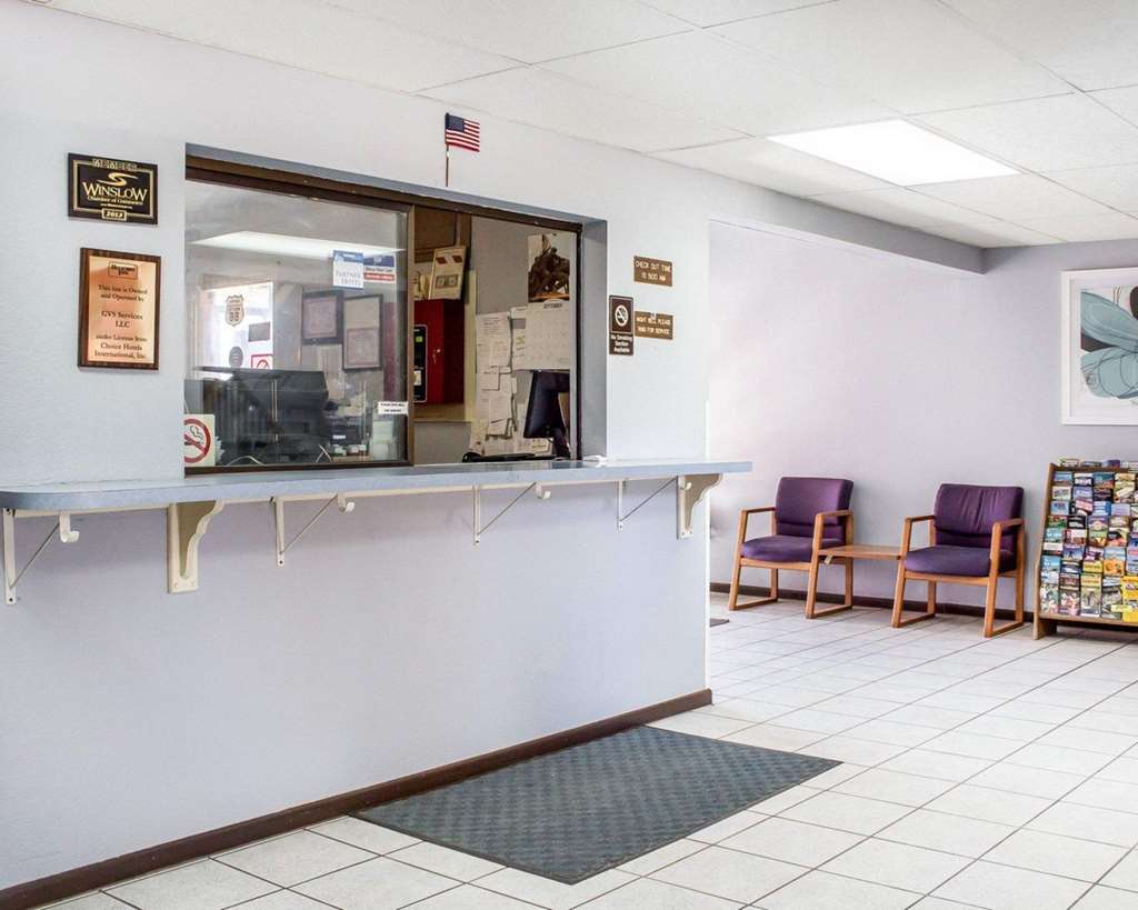 Rodeway Inn Winslow I 40 - photo 4