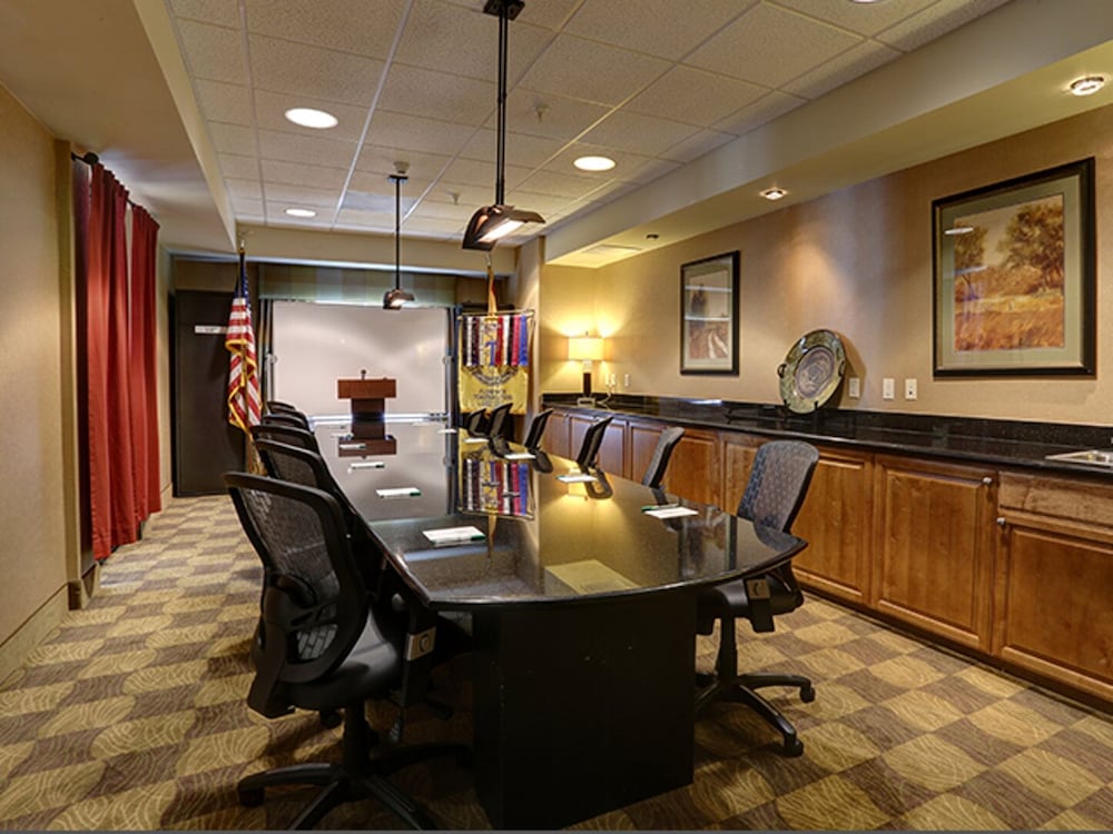 GreenTree Inn & Suites Florence - photo 50