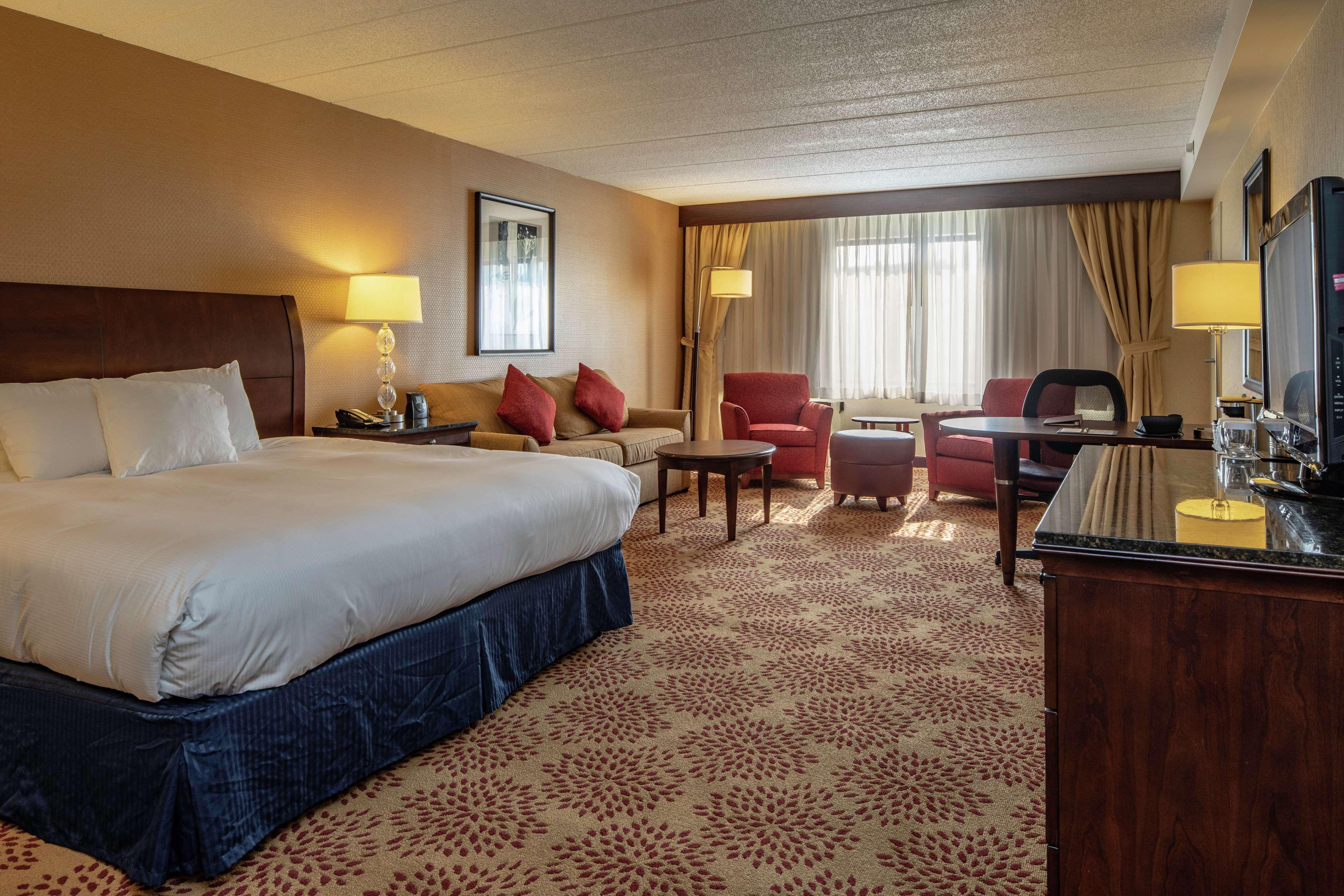 DoubleTree Pittsburgh Monroeville Convention Center - photo 8