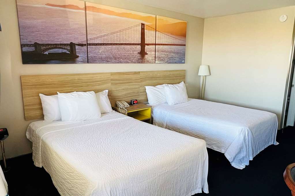 Days Inn by Wyndham Ridgecrest near China Lake Naval Station - photo 10