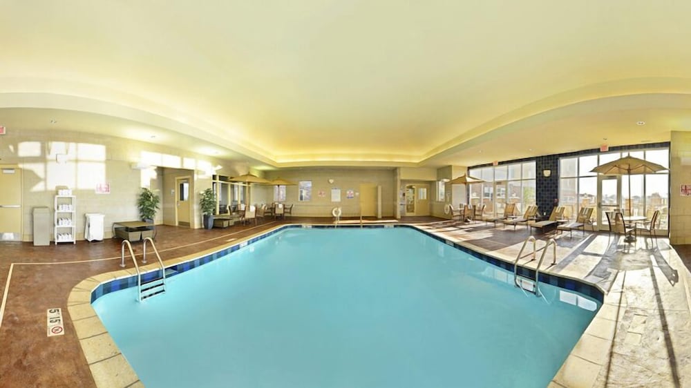 Holiday Inn Express & Suites Williston by IHG - photo 33