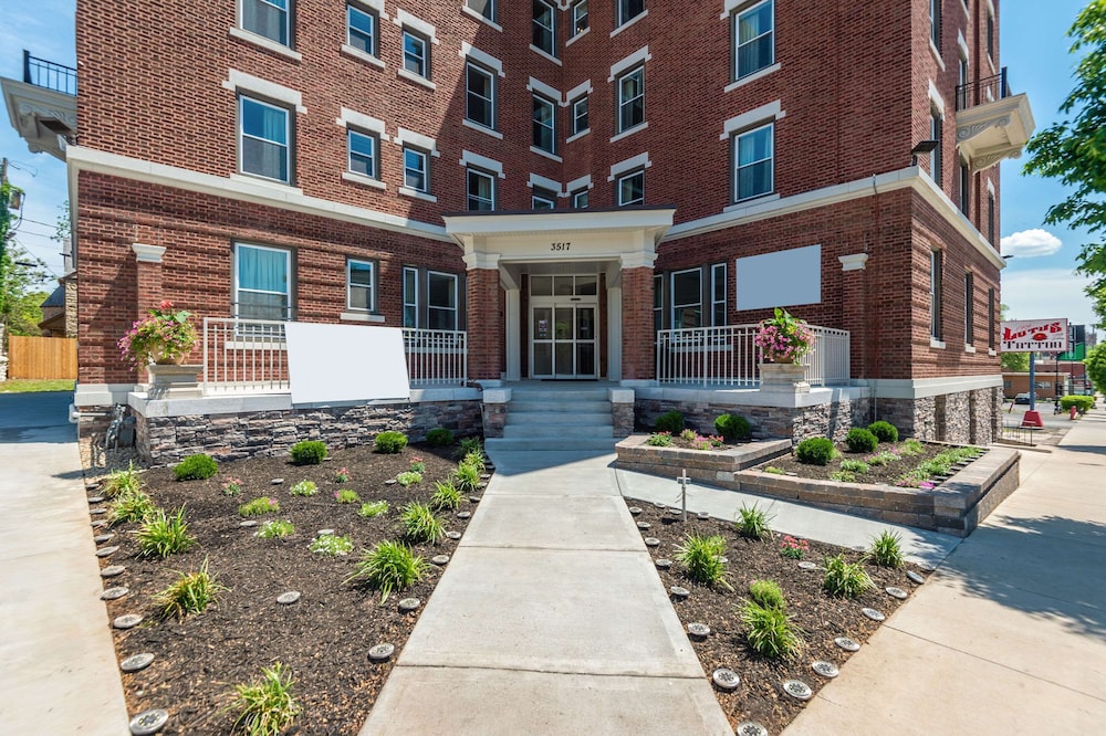 Quality Inn & Suites Kansas City Downtown - photo 4