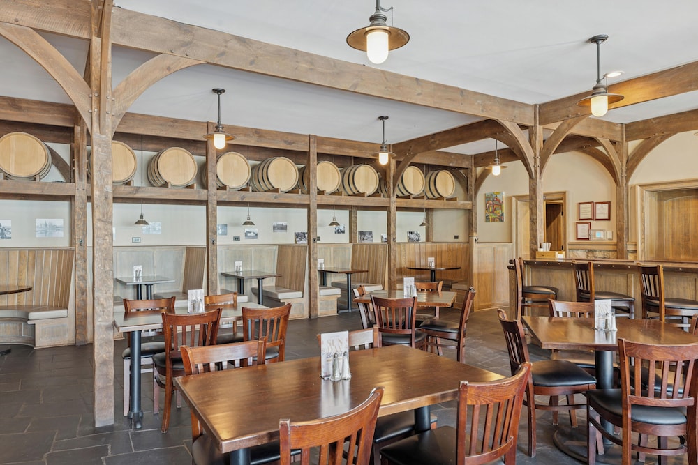 Airlie Hotel - photo 31