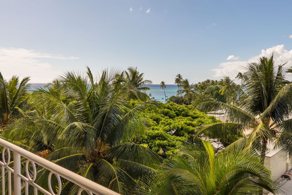 Waikiki Shore By Outrigger - photo 137