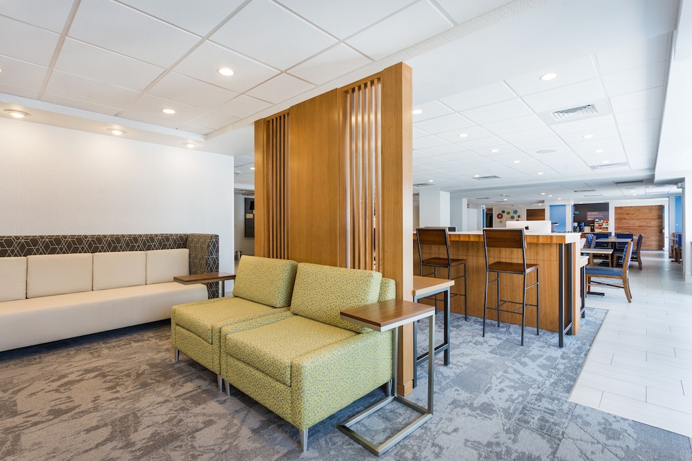 Holiday Inn Express Lorton by IHG - photo 3