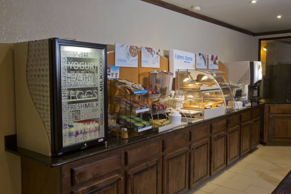 Holiday Inn Express New Albany by IHG - photo 18