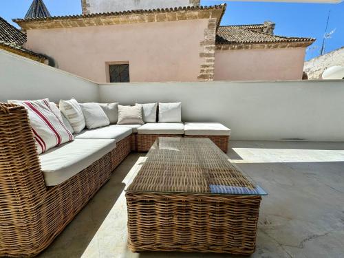 Atico Torre Tavira Ascensor Grupo AC Gestion in Cadiz, Spain