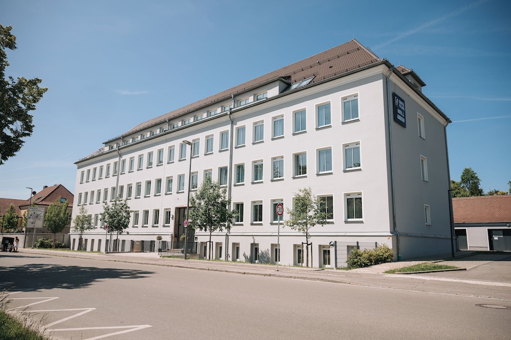 Coffee Fellows Hotel & Longstay — hotel in Pfaffenhofen An Der Ilm