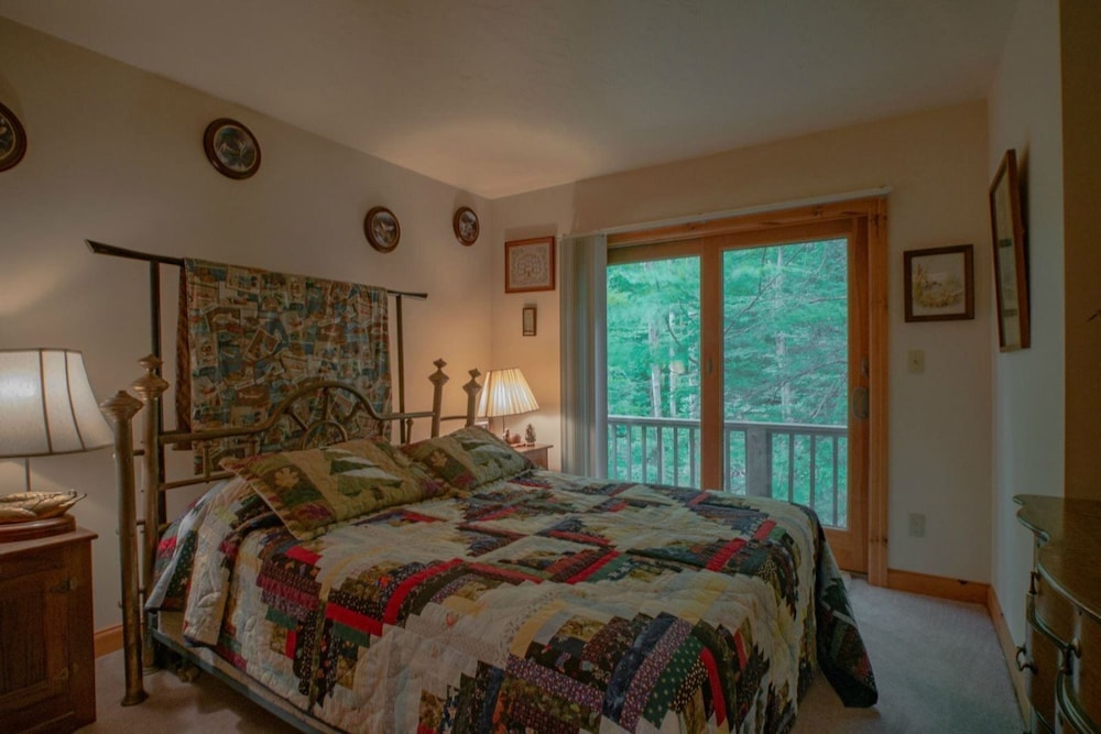 L`hermitage — 4-Star Luxury Hotel in Davis, United States