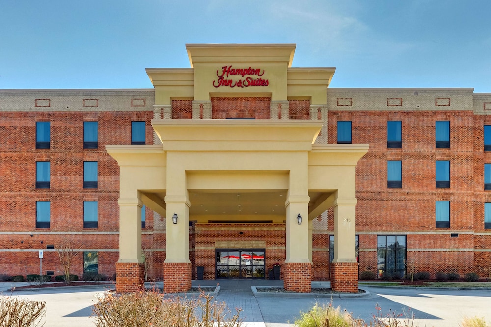 Hampton Inn & Suites Swansboro Near Camp Lejeune - featured photo