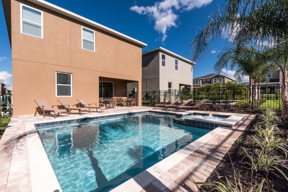 Je63369 The Encore Club Resort 8 Bed 7 Baths Resort Home - photo 24