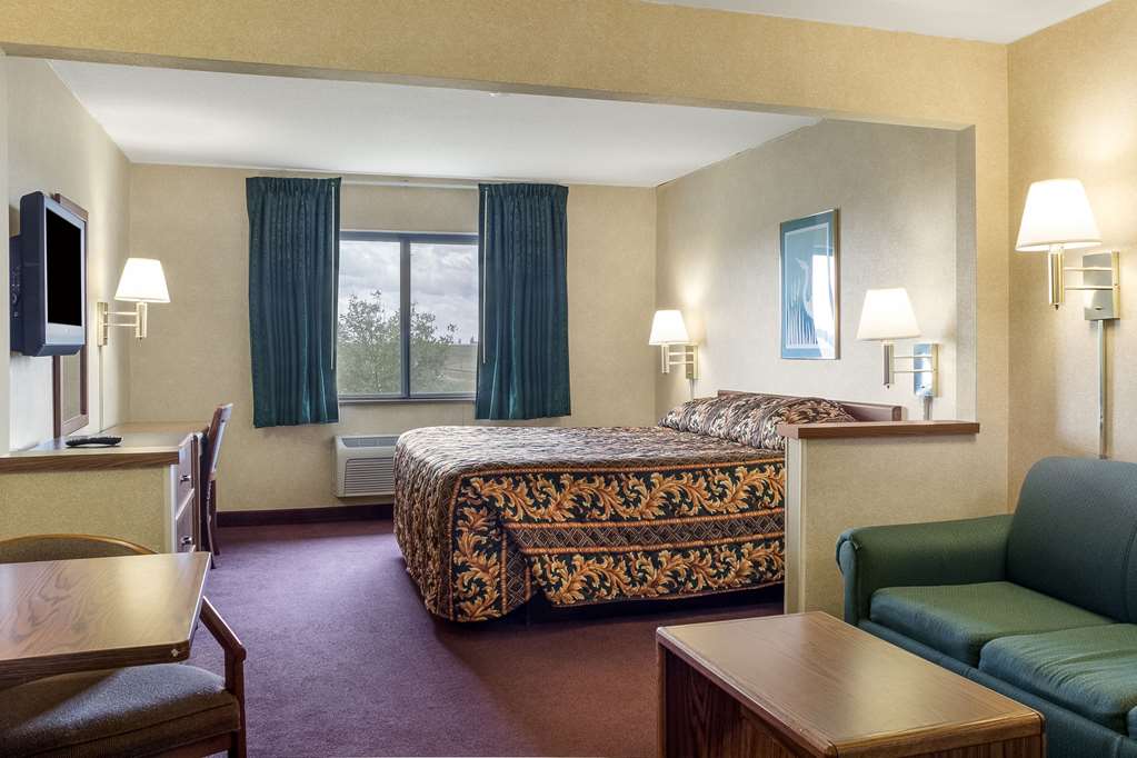 Rodeway Inn Wahpeton - photo 33