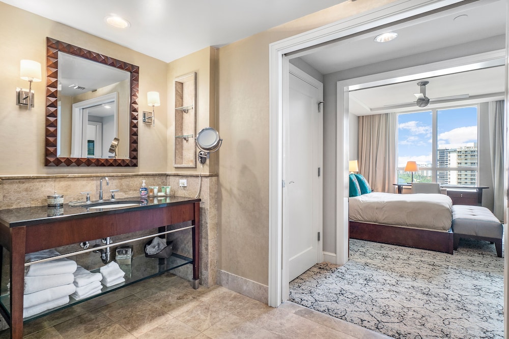 Palm Beach Singer Island Resort & Spa Luxury Suites - photo 56