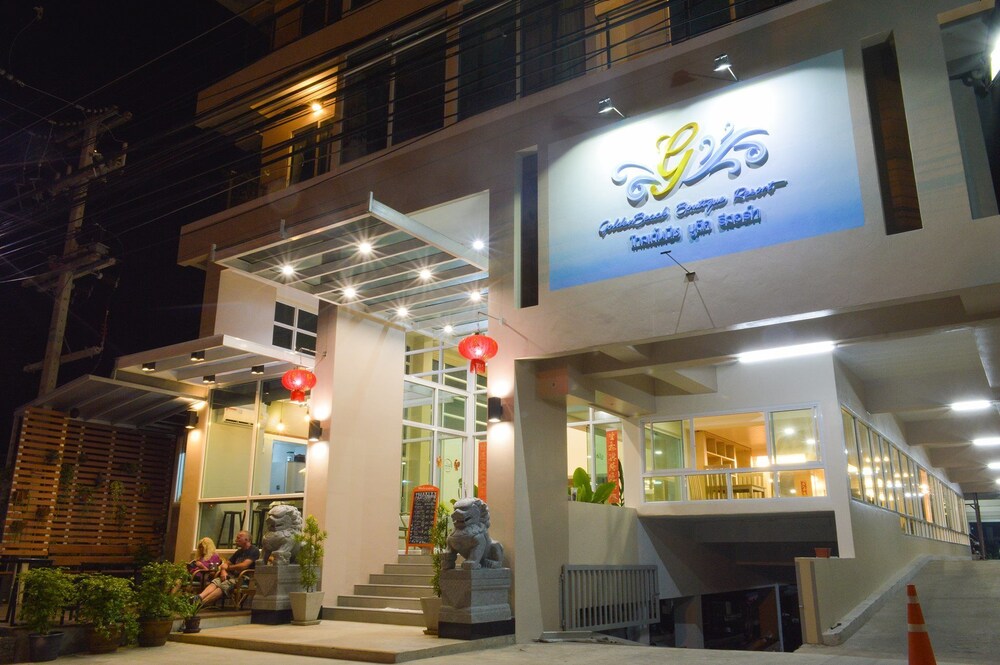 GoldenBeach Boutique Resort in Prachuap Khiri Khan, Thailand