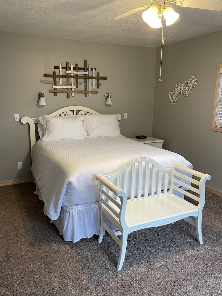 Crown Point Resort - photo 26