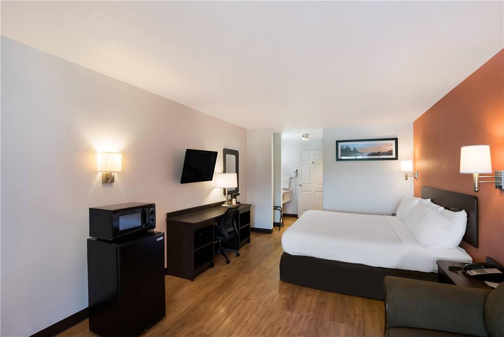 Quality Inn & Suites Junction - photo 17