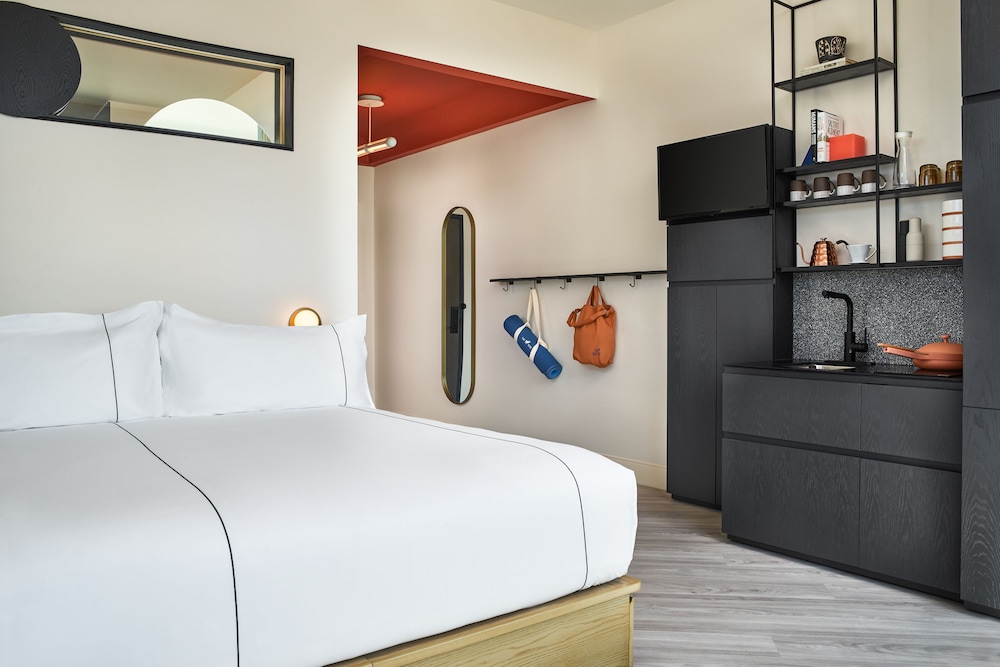 Catbird Hotel - photo 12