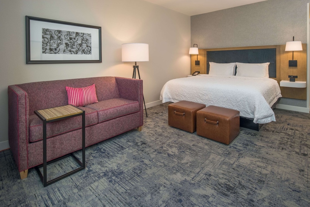 Hampton Inn & Suites Portland Pearl District - photo 26